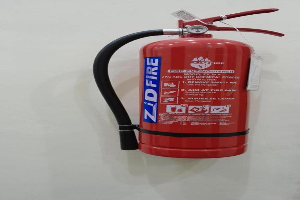 Oyo 92772 Losmen Diah Syariah Langsa Ngoại thất bức ảnh